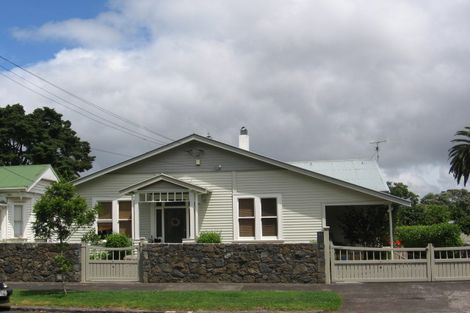 Photo of property in 21 Woodford Road, Mount Eden, Auckland, 1024