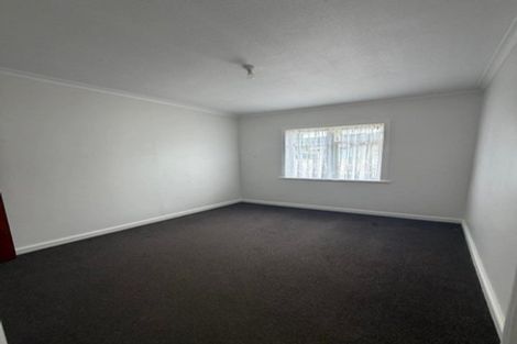 Photo of property in 15 Gibbs Crescent, Wainuiomata, Lower Hutt, 5014