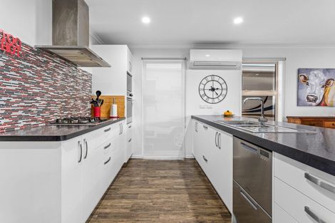 Photo of property in 63 Bunyan Road, Coastlands, Whakatane, 3120