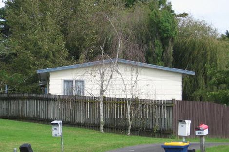 Photo of property in 10 Kahikatea Place, Ranui, Auckland, 0612