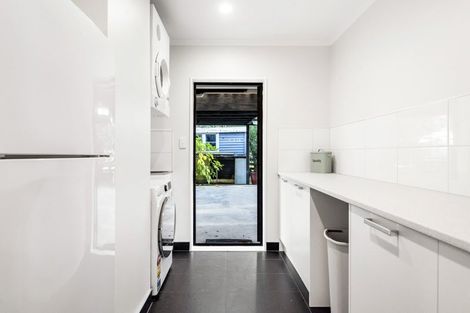 Photo of property in 1343 Kahikatea Flat Road, Kaukapakapa, 0871