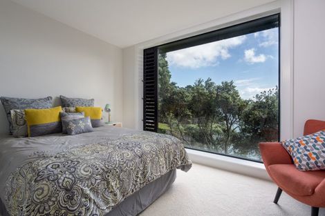 Photo of property in 218a Lake Road, Hauraki, Auckland, 0622