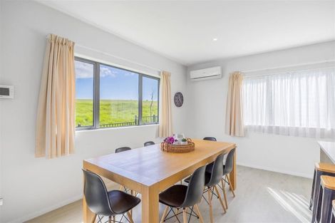 Photo of property in 15 Kaipuke Crescent, Gulf Harbour, Whangaparaoa, 0930