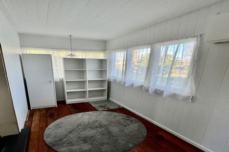 Photo of property in 6 Stonehurst Avenue, Waiuku, 2123