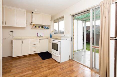 Photo of property in 2/7 Fenmere Place, Burwood, Christchurch, 8083