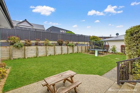 Photo of property in 22 Thistle Street, Gore, 9710
