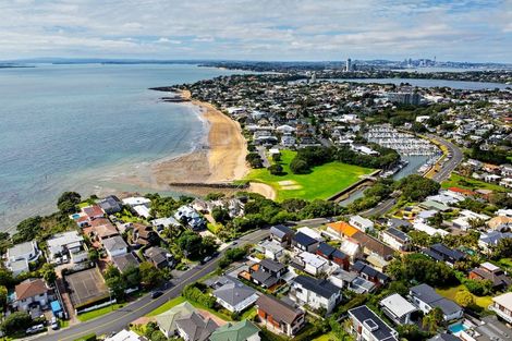 Photo of property in 24 Beach Road, Castor Bay, Auckland, 0620
