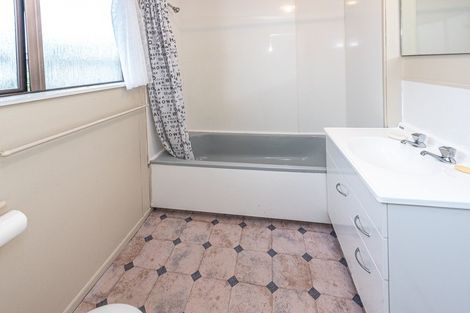 Photo of property in 2b Roberts Avenue, Aramoho, Whanganui, 4500