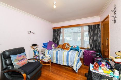 Photo of property in 15 Rangiotu Road, Himatangi, Palmerston North, 4477