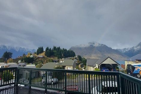 Photo of property in 11 Dart Place, Fernhill, Queenstown, 9300