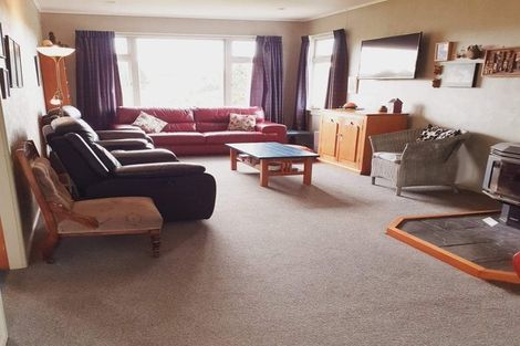 Photo of property in 17 Solway Street, Holmes Hill, Oamaru, 9401