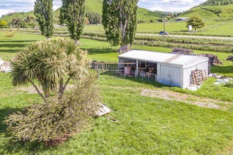Photo of property in 7988 State Highway 1, Taihape, 4793