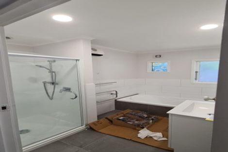 Photo of property in 40a Peach Road, Glenfield, Auckland, 0629