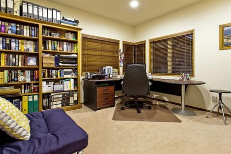 Photo of property in 20 Cliff Road, Torbay, Auckland, 0630