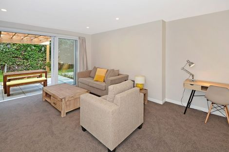Photo of property in 2/31 Heathcote Road, Castor Bay, Auckland, 0620