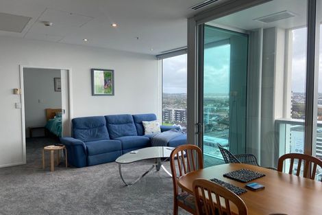Photo of property in Sentinel Apartments, 1405/3 Northcroft Street, Takapuna, Auckland, 0622