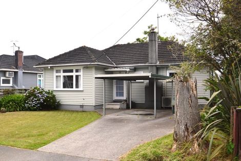 Photo of property in 147 Bartholomew Road, Levin, 5510