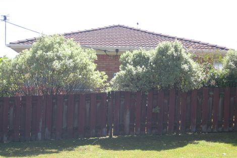 Photo of property in 2/219 Manuka Road, Bayview, Auckland, 0629