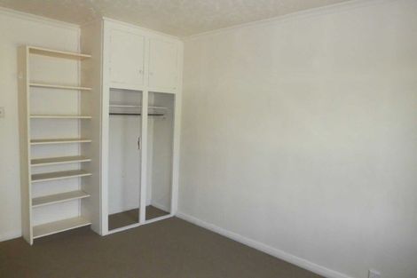 Photo of property in 8 Clonbern Place, Upper Riccarton, Christchurch, 8041