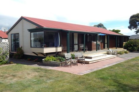 Photo of property in 132 Manly Street, Paraparaumu Beach, Paraparaumu, 5032
