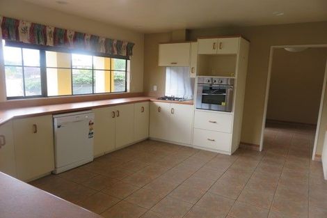 Photo of property in 37 Keswick Crescent, Huntington, Hamilton, 3210