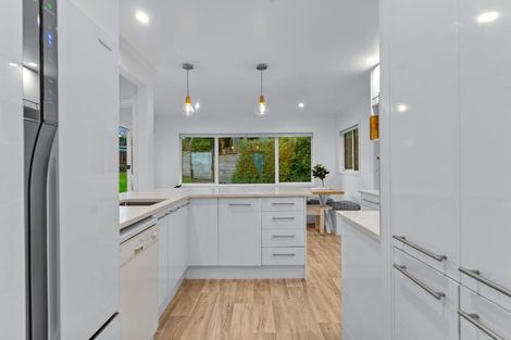 Photo of property in 37 Neptune Avenue, Beach Haven, Auckland, 0626