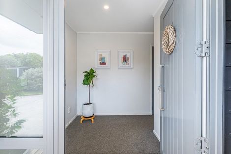 Photo of property in 8b Cook Drive, Whitianga, 3510