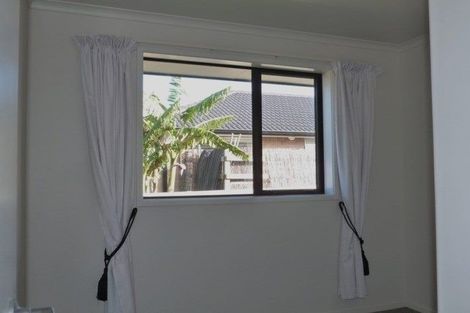 Photo of property in 32 Ocean View Rise, Ruakaka, 0116