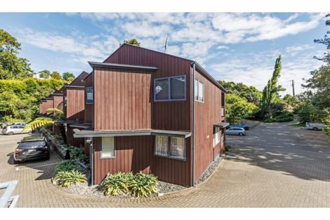 Photo of property in 13/3 The Avenue, Albany, Auckland, 0632