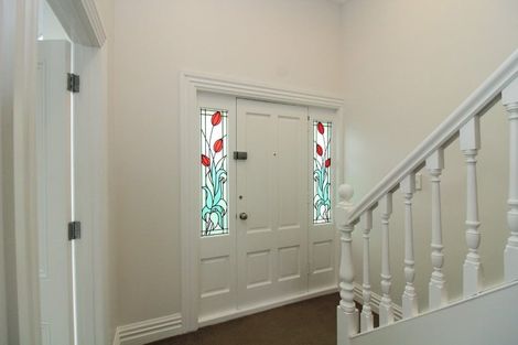 Photo of property in 68 Roxburgh Street, Mount Victoria, Wellington, 6011