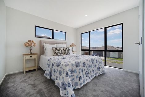 Photo of property in 43 Sapwood Crescent, Takanini, 2110