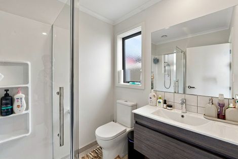 Photo of property in 6 Salers Lane, Papamoa, 3118