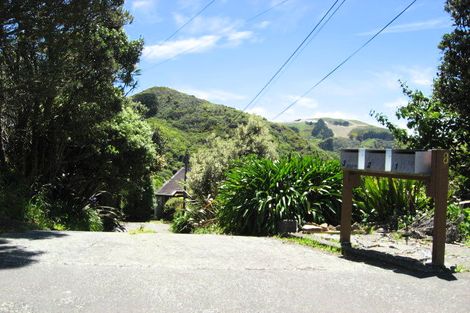 Photo of property in 3/8 Narbada Crescent, Khandallah, Wellington, 6035