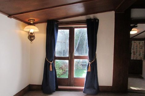 Photo of property in 36 Voelas Road, Lyttelton, 8082