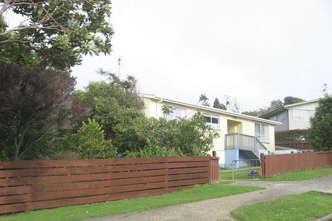 Photo of property in 11 Beaumaris Crescent, Ascot Park, Porirua, 5024