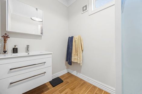 Photo of property in 39 Walpole Street, Waltham, Christchurch, 8023