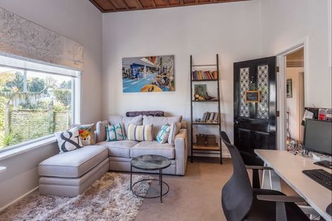 Photo of property in 192 Raumati Road, Raumati Beach, Paraparaumu, 5032