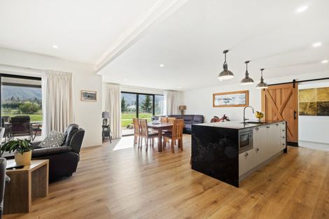 Photo of property in 24 William Jones Place, Hanmer Springs, 7334