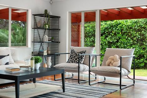 Photo of property in 42 Shelter Drive, Greenhithe, Auckland, 0632