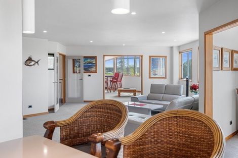 Photo of property in 570a Papamoa Beach Road, Papamoa Beach, Papamoa, 3118