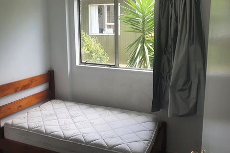 Photo of property in 2/156 Manuka Road, Bayview, Auckland, 0629