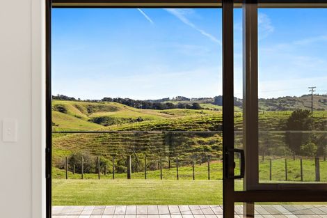 Photo of property in 571 Pakiri Road, Leigh, 0985