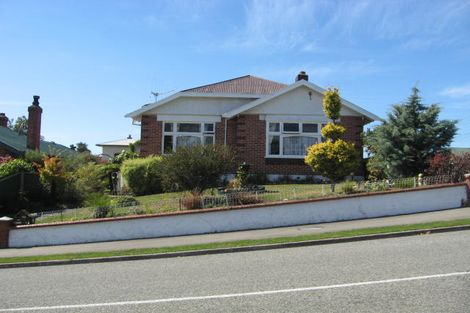 Photo of property in 61 Avenue Road, West End, Timaru, 7910