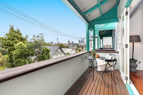 Photo of property in 2/14 Gibraltar Crescent, Parnell, Auckland, 1052
