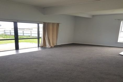 Photo of property in 33 Railway Esplanade, East Gore, Gore, 9710