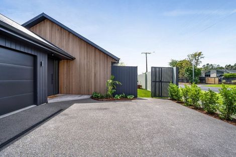 Photo of property in 5 Hussey Street, Oakura, 4314