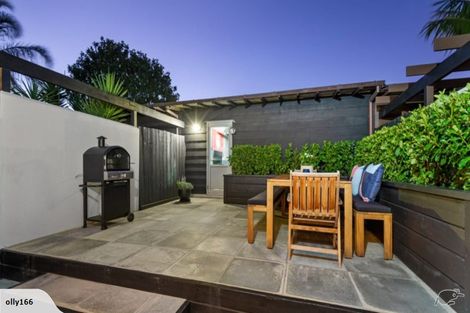 Photo of property in 14 Kirikiri Lane, East Tamaki, Auckland, 2013