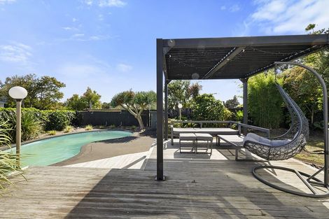 Photo of property in 21 Rata Street, Upper Vogeltown, New Plymouth, 4310