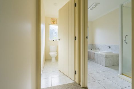 Photo of property in 10a Spring Street, Papatoetoe, Auckland, 2025