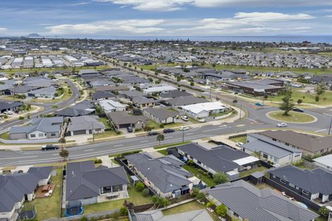 Photo of property in 7 Livingstone Drive, Papamoa Beach, Papamoa, 3118